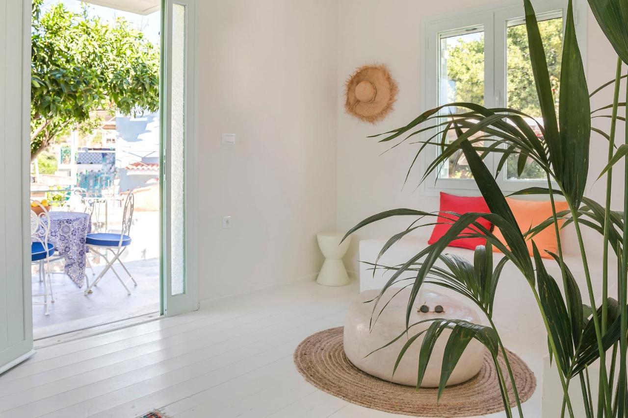 Bohemian Nest - Cheerful 2-Bedroom Villa With Pool Dhavgáta 外观 照片