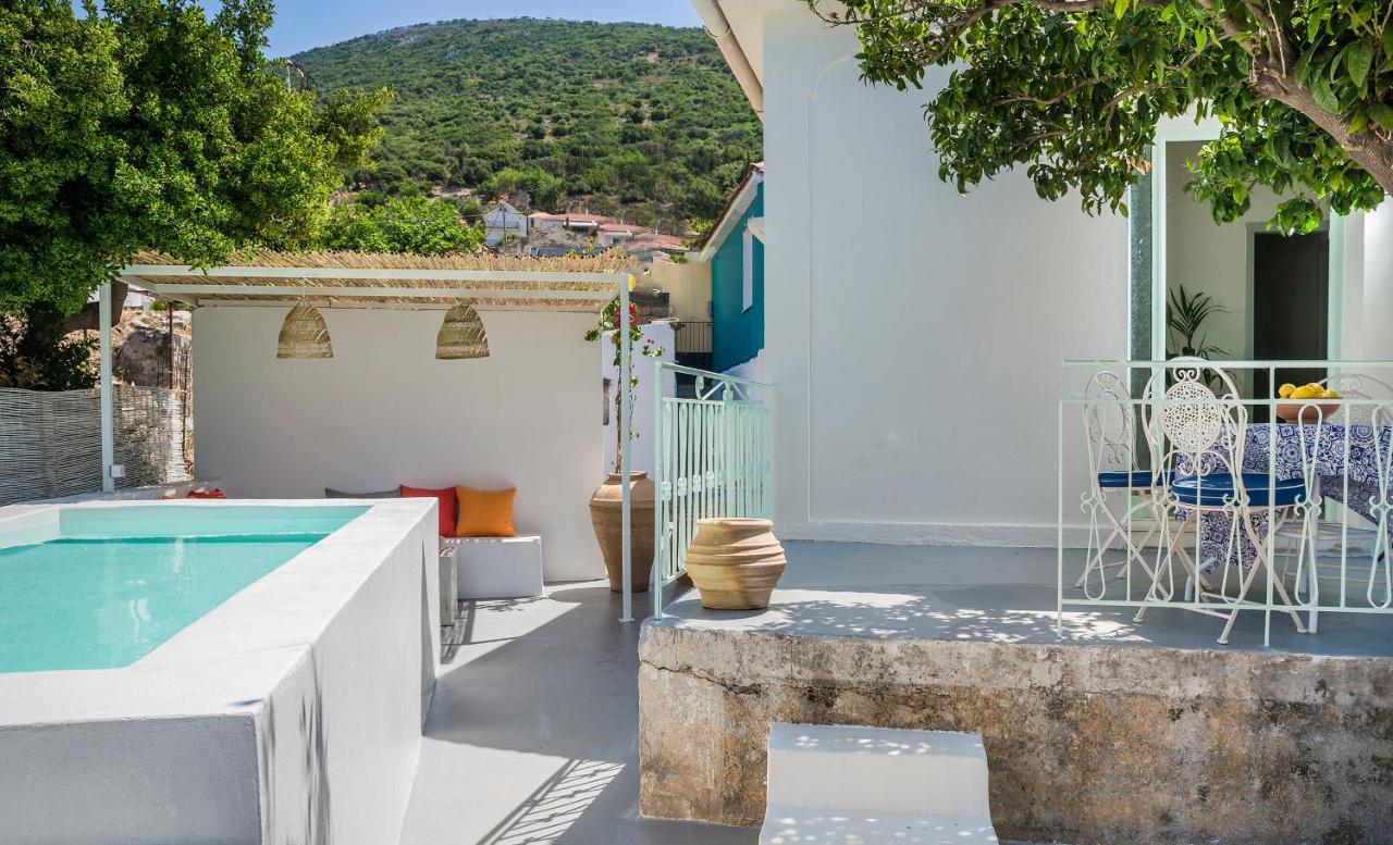 Bohemian Nest - Cheerful 2-Bedroom Villa With Pool Dhavgáta 外观 照片