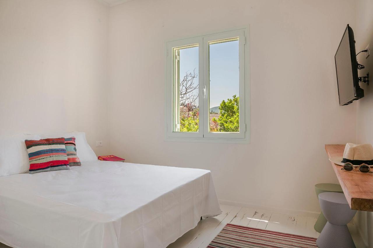 Bohemian Nest - Cheerful 2-Bedroom Villa With Pool Dhavgáta 外观 照片